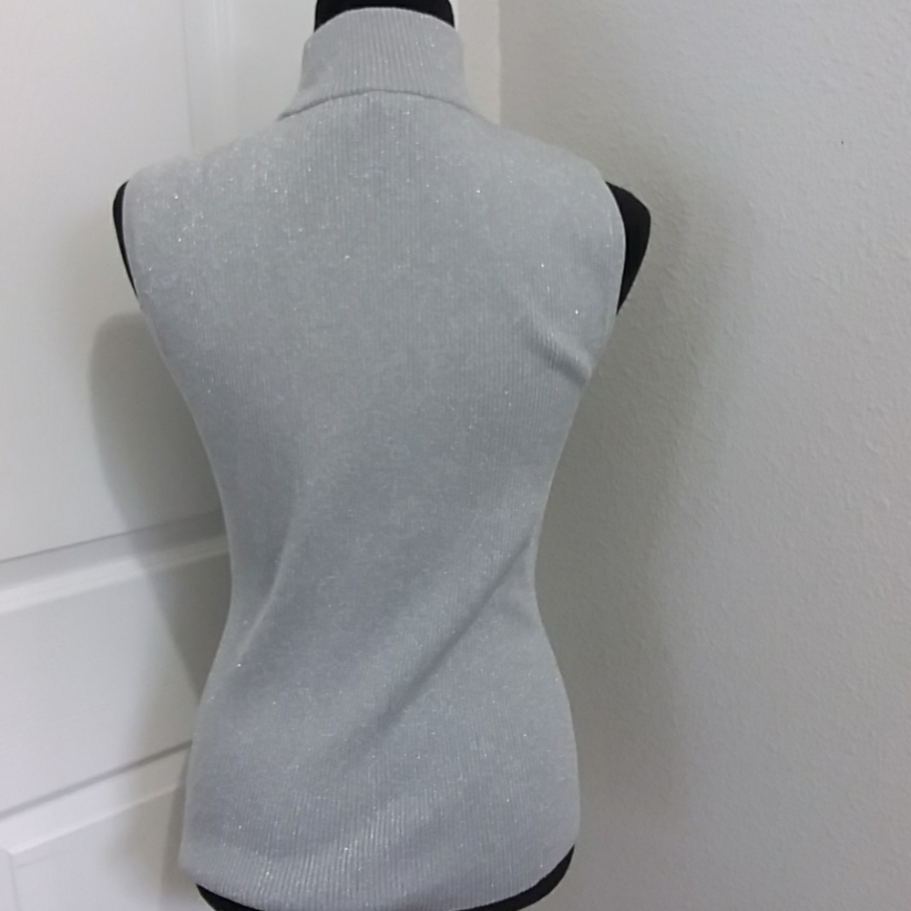 CABLE & GAUGE BEDAZZLED HOLIDAY SHIRT - Picture 3 of 5